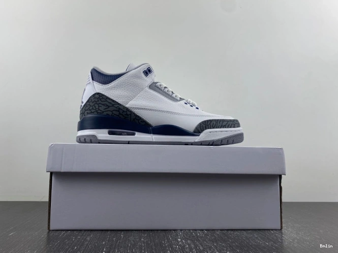 Bmlin Shoes 3 CT8532-140 Navy Air Midnight Jordan 0826